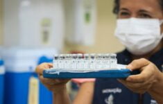 Dengue: Manaus amplia vacinação para pessoas de 4 a 59 anos, em caráter temporário