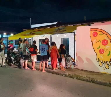 Homem é executado dentro de pizzaria na zona norte de Manaus