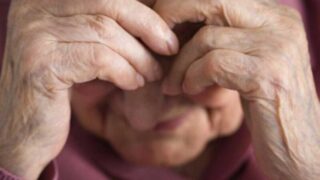 Número de denúncias de violência contra idosos cresce em 2024