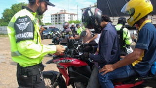 Operação conjunta ‘Cavalo de Aço’ fiscaliza mais de 400 motocicletas na Zona Leste