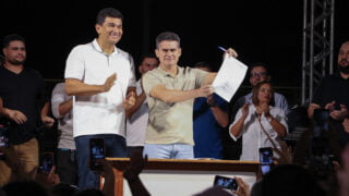 Prefeito assina termo que expande programa ‘Manaus Legal’ no Zumbi dos Palmares