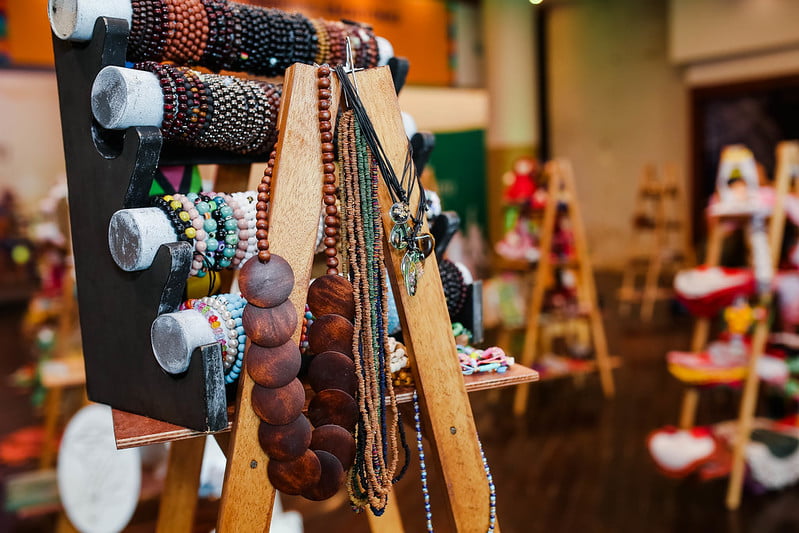 Prefeitura promove feira de artesanato no Sumaúma Park Shopping
