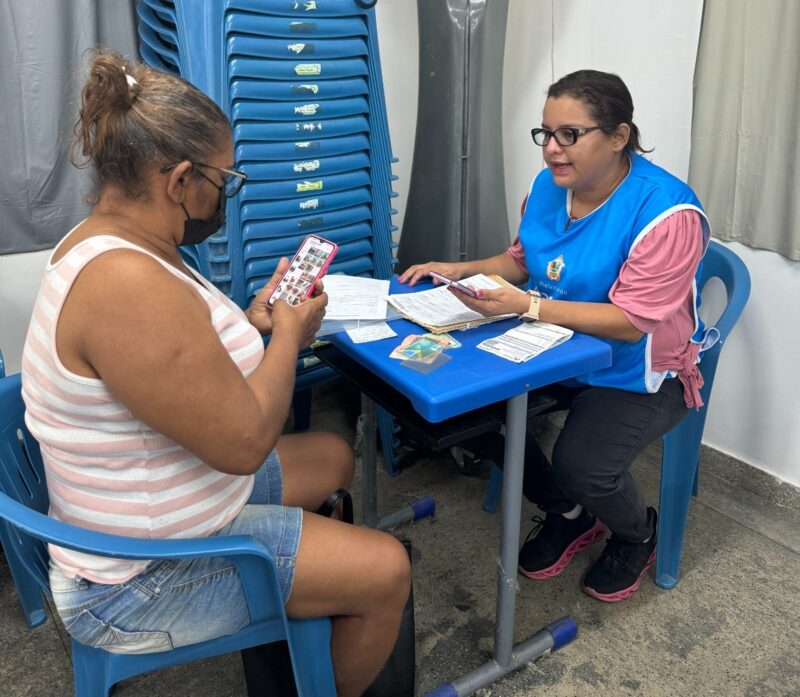 Prefeitura realiza cadastro dos moradores do Zumbi para entrega de registros de imóveis