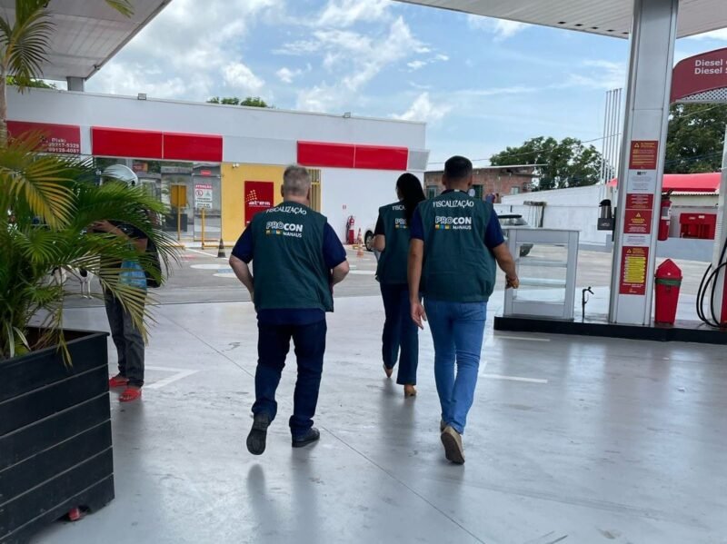 Fiscalização Procon Manaus (Foto: Divulgação/Procon Manaus) Procon Manaus divulga nova pesquisa semanal de preços de combustível