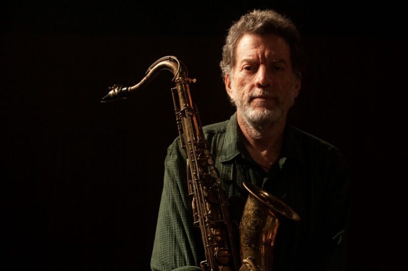 Músico e produtor Leo Gandelman (Foto: Divulgação) ‘Canções da Floresta’ inicia turnê mundial com apresentações gratuitas no Teatro Amazonas