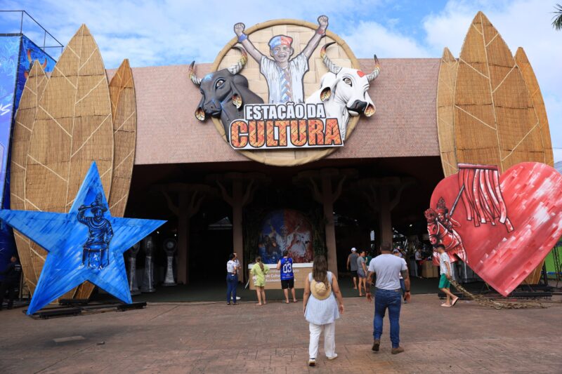 Parintins: Praça da Catedral recebe o 3º Circuito de Cultura