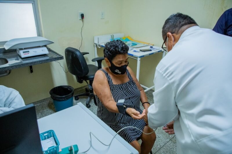 Prevenção e tratamento do diabetes (Foto: Divulgação/Semsa) Profissionais de saúde orientam sobre prevenção e tratamento do diabetes