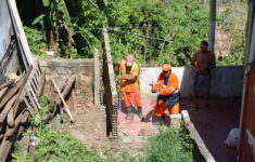 Rede de drenagem no bairro Mauazinho é desviado para conter erosão em área de risco 