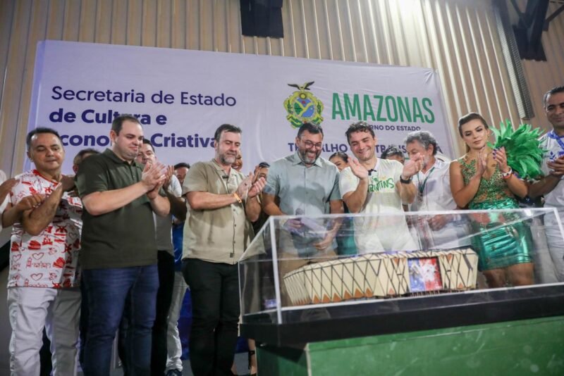 Governador, apresentou a proposta de ampliação do Bumbódromo de Parintins (Foto: Alex Pazuello/Secom) Wilson Lima apresenta proposta do novo Bumbódromo de Parintins