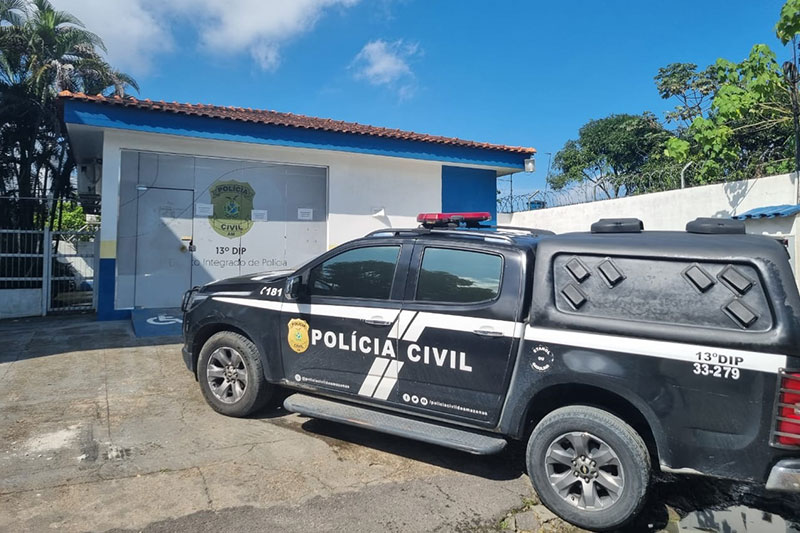 Homem é preso por roubar pertences de motorista de app e passageiro