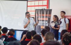 Deputado João Luiz leva palestra do ‘Ei, Te Orienta’ para escola na zona Norte de Manaus