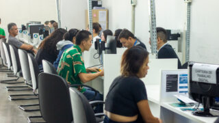 Sine Amazonas divulga 184 vagas de emprego para esta quarta-feira (24)