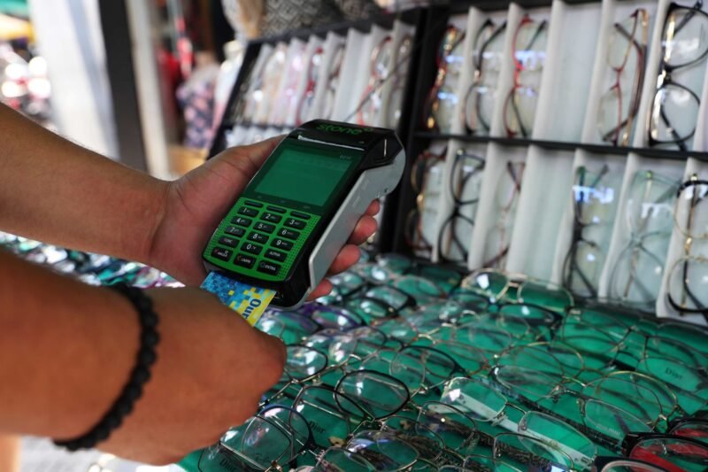 Amazonas vai injetar cerca de R$ 1 bilhão na economia (Foto: Divulgação/Secom) Wilson Lima antecipa primeira parcela do 13° salário dos servidores para julho