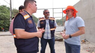 Espaços esportivos em obras são fiscalizados pelo prefeito David Almeida