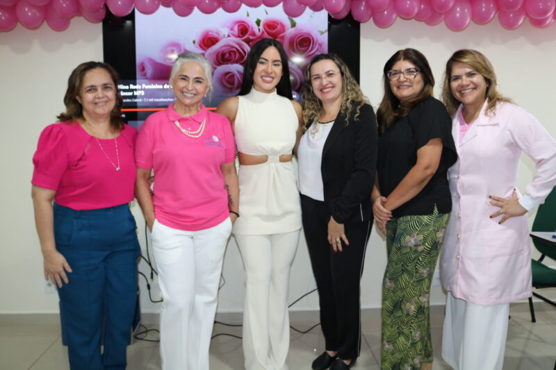 Pacientes da FCecon recebem visita de Isabelle Nogueira