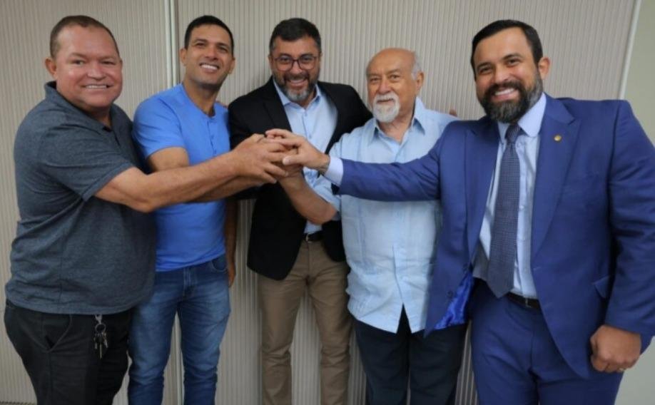 Foto: (Divulgação / Redes Sociais) PolíticaBelão renuncia candidatura a prefeitura de Fonte Boa
