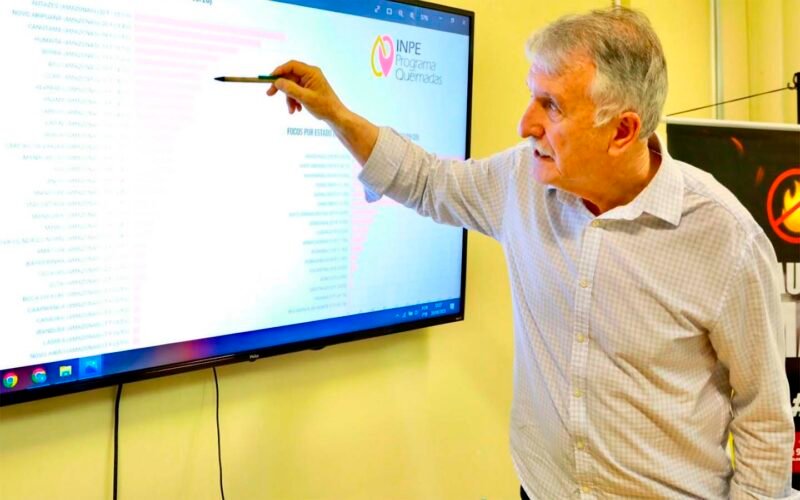 Secretário da Semmasclima, Antonio Stroski (Foto:
Divulgação) Prefeitura de Manaus institui Comitê de Combate às Queimadas