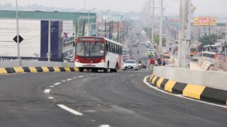 Em tempo recorde, Prefeitura de Manaus libera alça viária do viaduto Rei Pelé