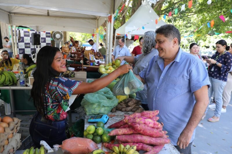 A edição acontecerá na área externa da secretaria (Foto: Euzivaldo Queiroz/Seduc-AM) ADS realizará edição especial da Feira de Produtos Regionais na sede da Seduc-AM