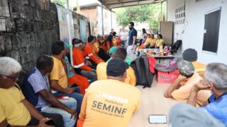 Distrito de obras do Colônia Antônio Aleixo recebe ação do ‘Setembro Amarelo’