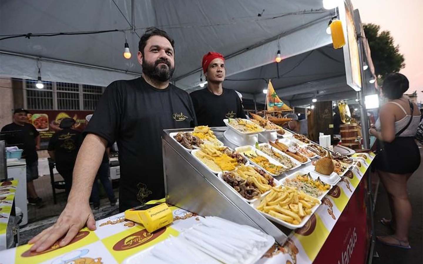 Espaço gastronômico agrada público do ‘Manaus Passo a Paço 2024’