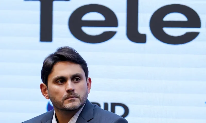 Ministro das Comunicações, Juscelino Filho (Foto: Fabio Rodrigues-Pozzebom/Agência Brasil) Governo apura volta temporária do X e pode pedir cassação da Starlink