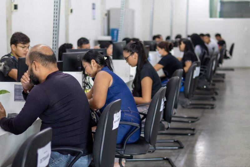 Sine Amazonas oferta 203 vagas de emprego para esta segunda-feira (23)
