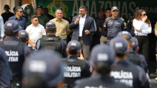 Wilson Lima apresenta mil alunos soldados que passam a atuar na Polícia Militar