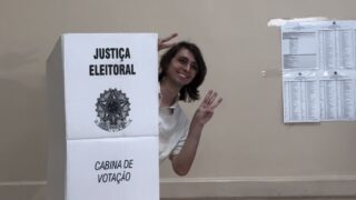 Amom critica crimes eleitorais e declara boas expectativas para o resultado do 1º turno