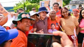 Em reta final, David Almeida recebe carinho da população em bairros da zonas Leste e Sul de Manaus