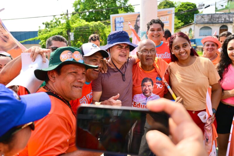 Em reta final, David Almeida recebe carinho da população em bairros da zonas Leste e Sul de Manaus