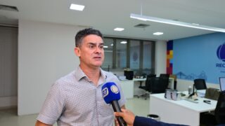 “Manaus não é laboratório de experiências”, alerta David Almeida sobre adversário