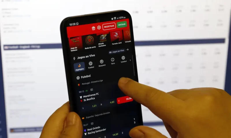 Apostas online no Brasil (Foto: Bruno Peres/Agência Brasil) TCU vai acompanhar impacto do mercado de bets na saúde e economia