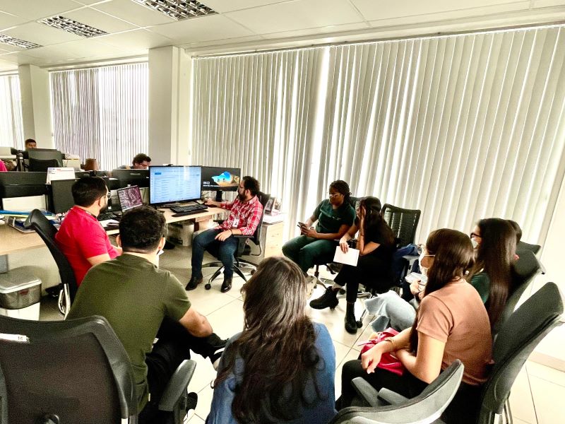 Estudantes de medicina da Ufam realizam visita técnica no Telemonitoramento de Saúde