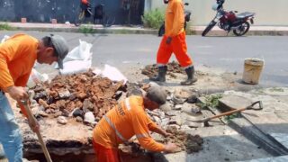 Prefeitura de Manaus executa obra emergencial no conjunto Jardim de Versalles