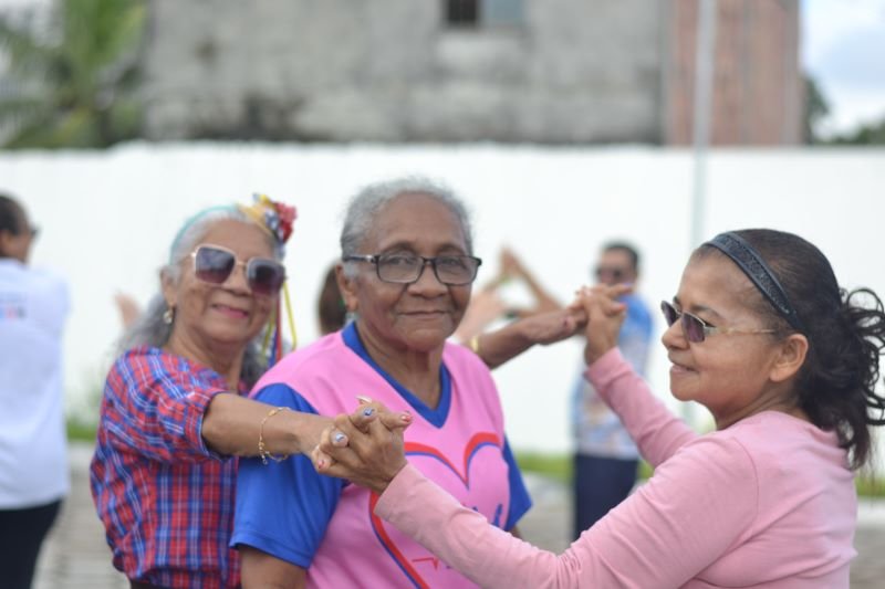 No total, 60 pessoas estão inscritas na formação (Foto: Divulgação/Semsa) Prefeitura inicia curso informal de cuidador do idoso nesta segunda-feira (25)