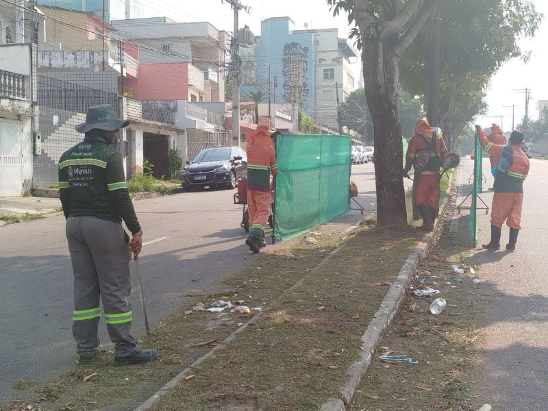 Prefeitura intensifica ações de limpeza na área central e em pontos estratégicos da cidade