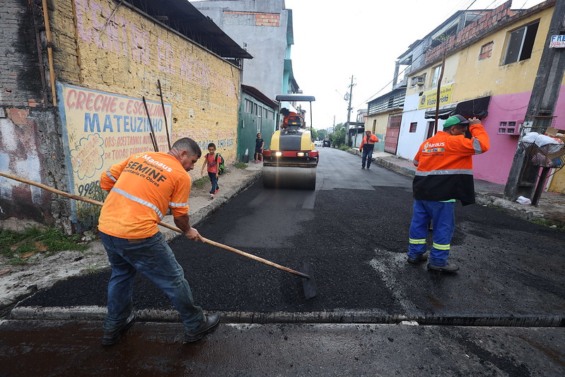 Prefeitura intensifica serviços de recapeamento asfáltico na zona Sul