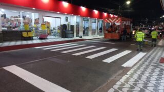 Prefeitura intensifica sinalização em avenidas de grande fluxo de veículos em Manaus