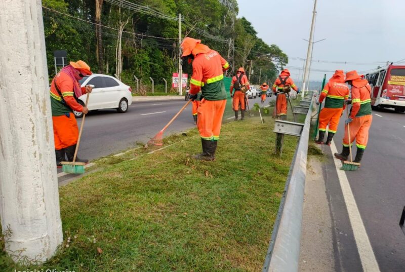 Prefeitura realiza manutenção e limpeza na estrada do Turismo