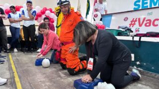 Profissionais de saúde da recebem treinamento de brigada de incêndio