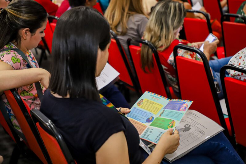 Profissionais de saúde participam de oficina da prefeitura de Manaus
