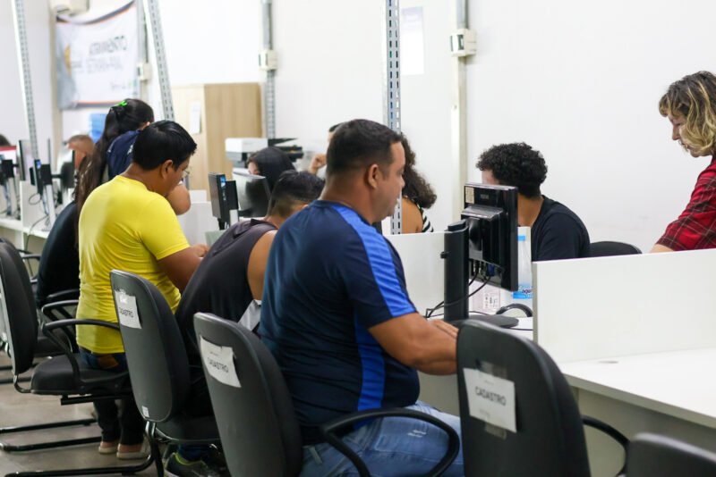 Sine Amazonas divulga 241 vagas de emprego para esta segunda-feira (4)