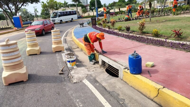 Prefeitura de Manaus realiza trabalho de revitalização na rotatória das Letras