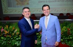 Prefeito e vice são empossados para administrar Manaus