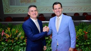 Prefeito e vice são empossados para administrar Manaus