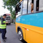 Fiiscalização de transportes alternativos (Foto: Karol Silva/IMMU)