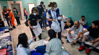 A aeronave norte-americana pousou em Manaus (Foto: Divulgação/Gov. AM)