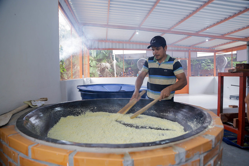 Em Manaus, casa de farinha entregue vai benceficiar 150 famílias