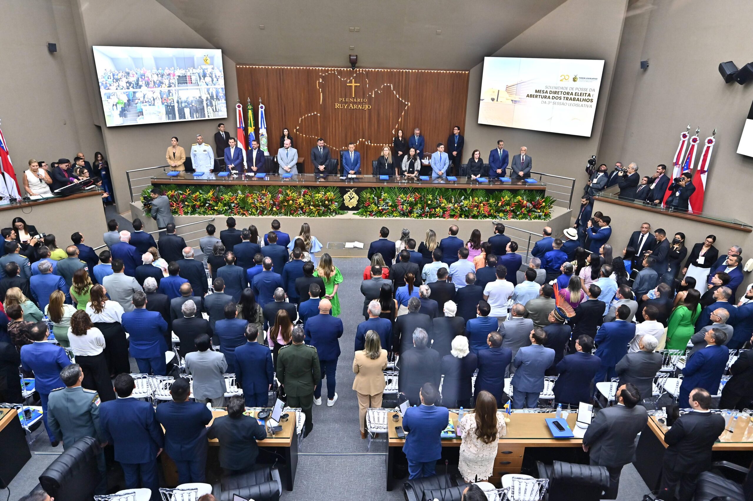 Presidente do TCE-AM participa da cerimônia na Aleam